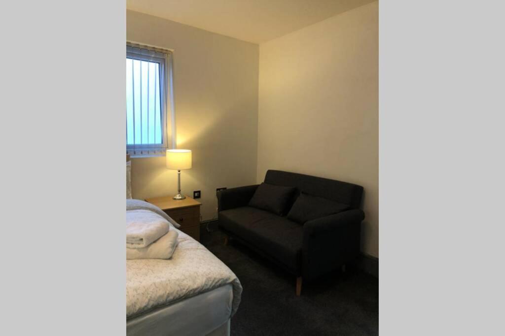Cozy Self Contained Apartment Birmingham Exterior foto